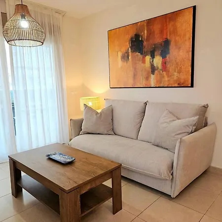 דירה Larimar Calpe Pool *